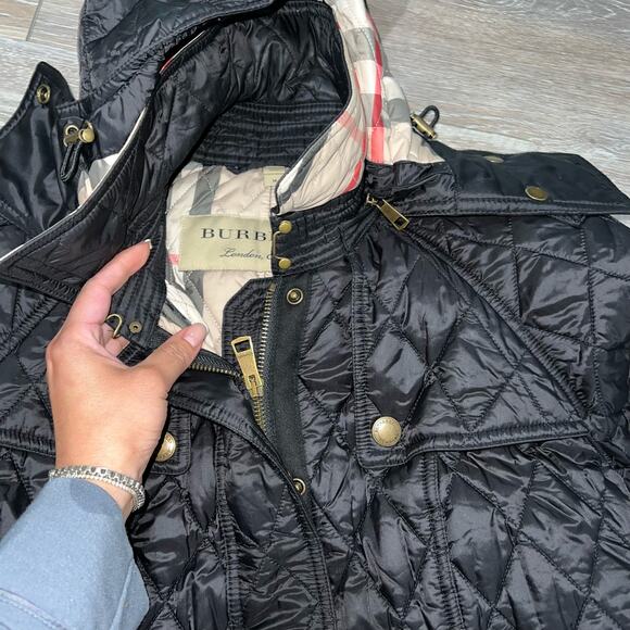 Burberry London Finsbridge Black Belted Quilted Jacket Size Medium - Picture 3 of 8